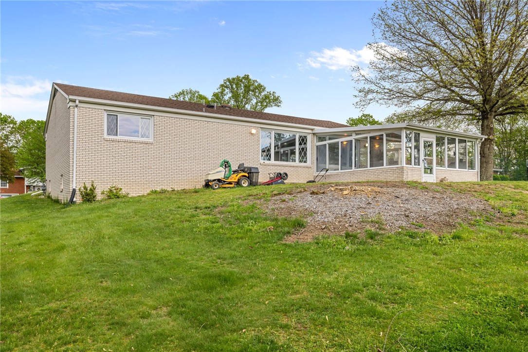 216 Diane Dr