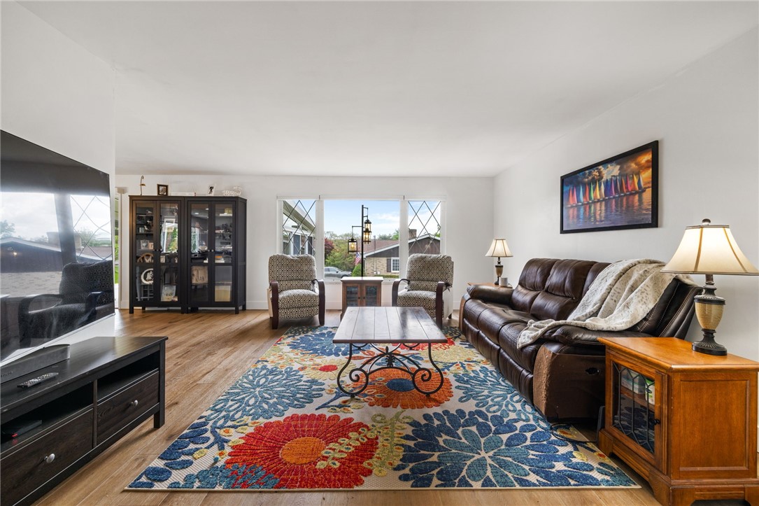 216 Diane Dr