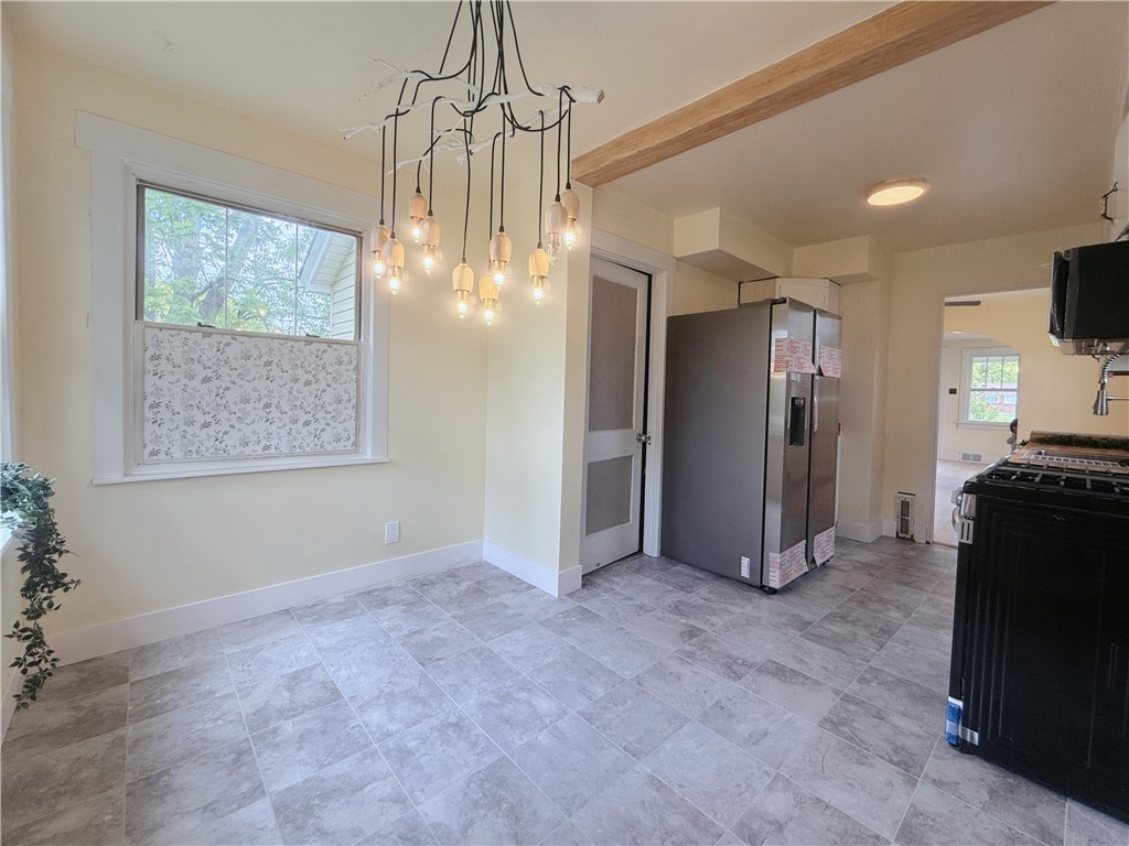 251 Neilson Ave