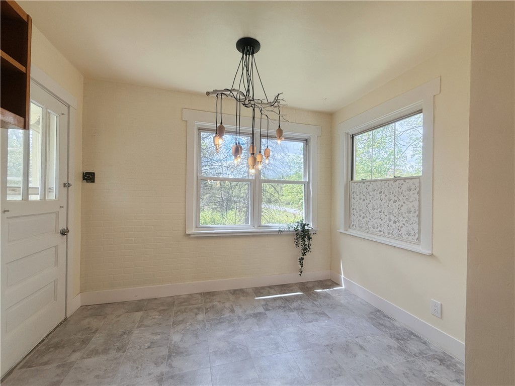 251 Neilson Ave