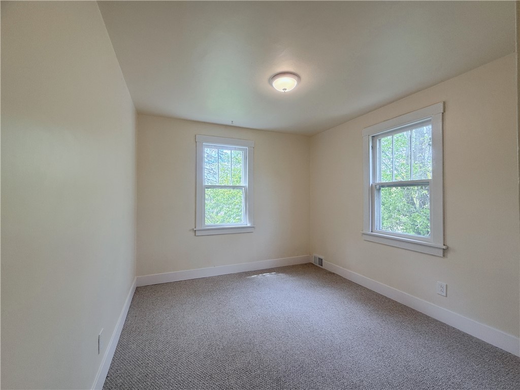 251 Neilson Ave