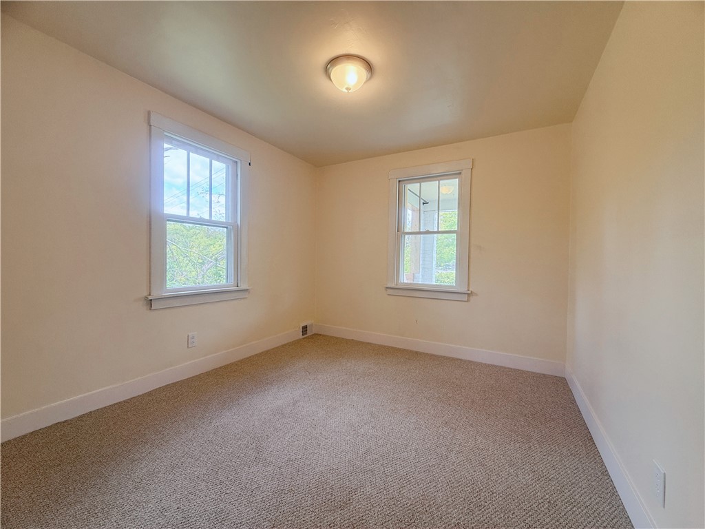 251 Neilson Ave