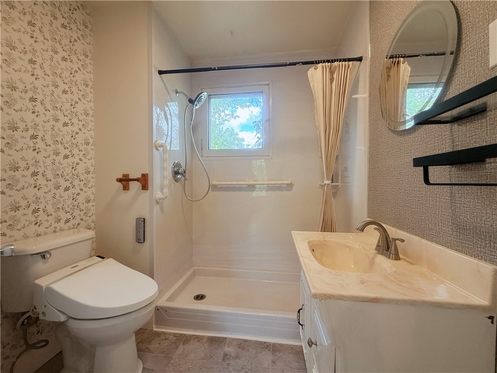 251 Neilson Ave