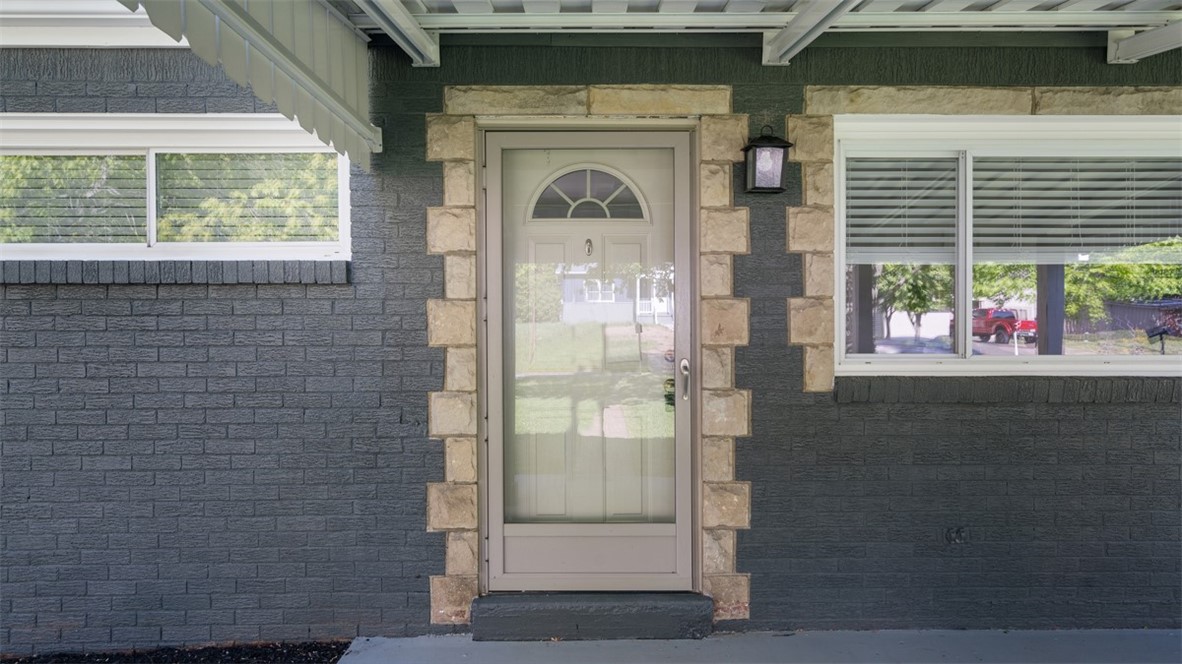 1827 Brodhead Rd