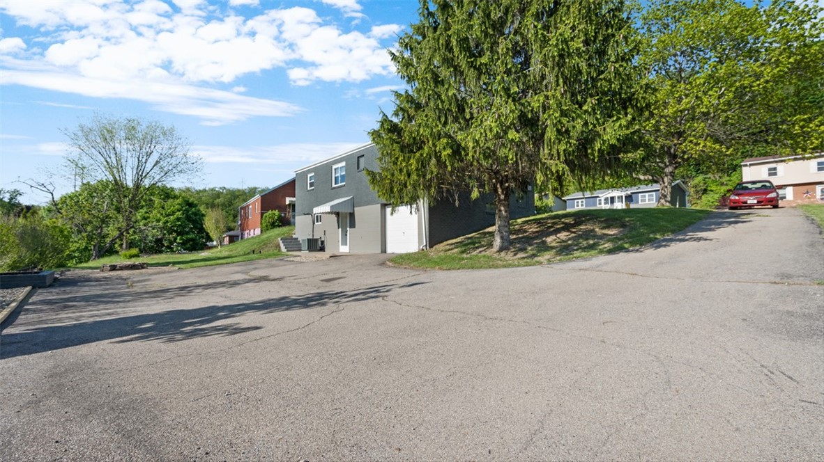 1827 Brodhead Rd