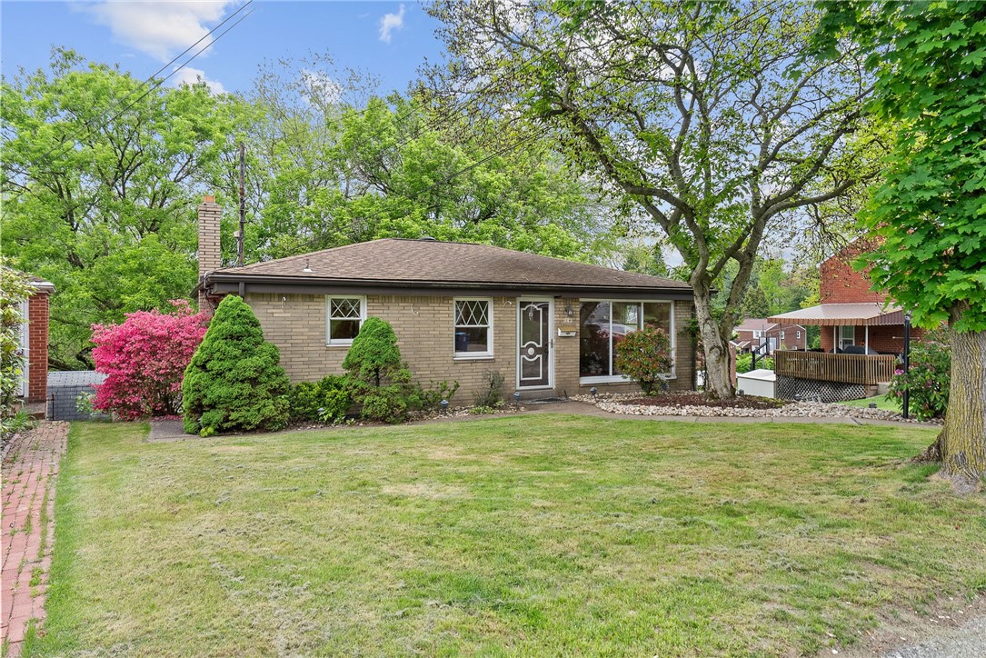 943 Rita Dr