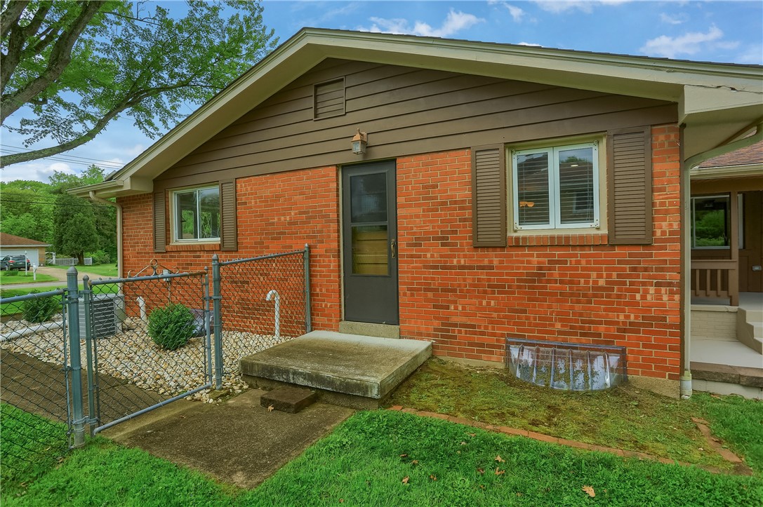 1919 Arden Drive
