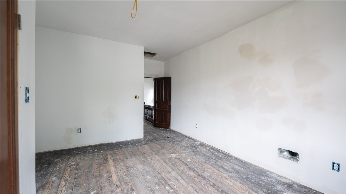 321 Kennedy Ave
