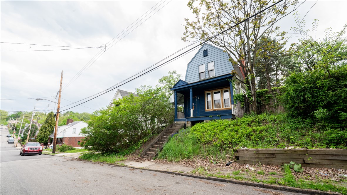 321 Kennedy Ave