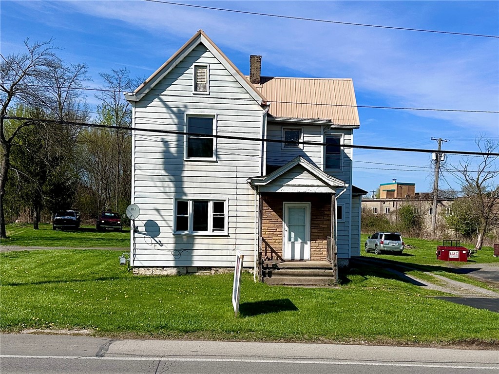 2104 W State St
