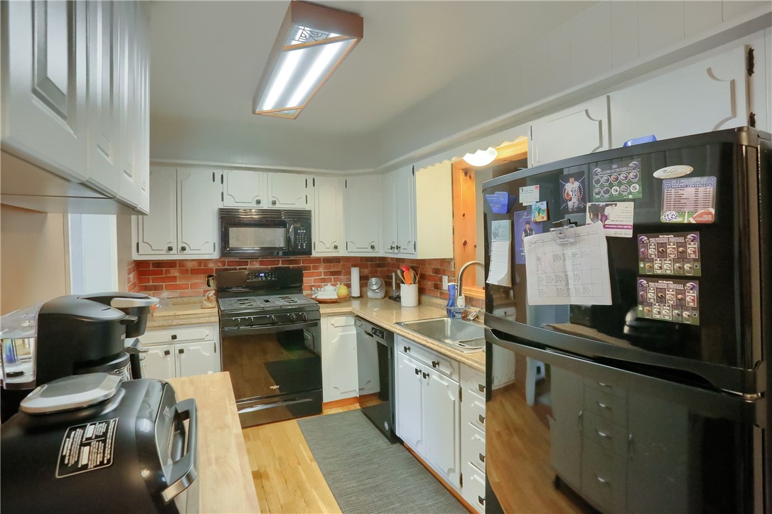 304 Petain St