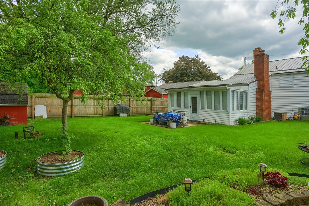 304 Petain St