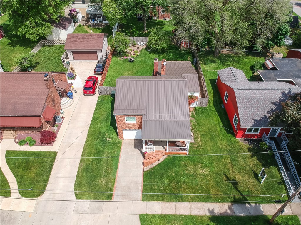 304 Petain St