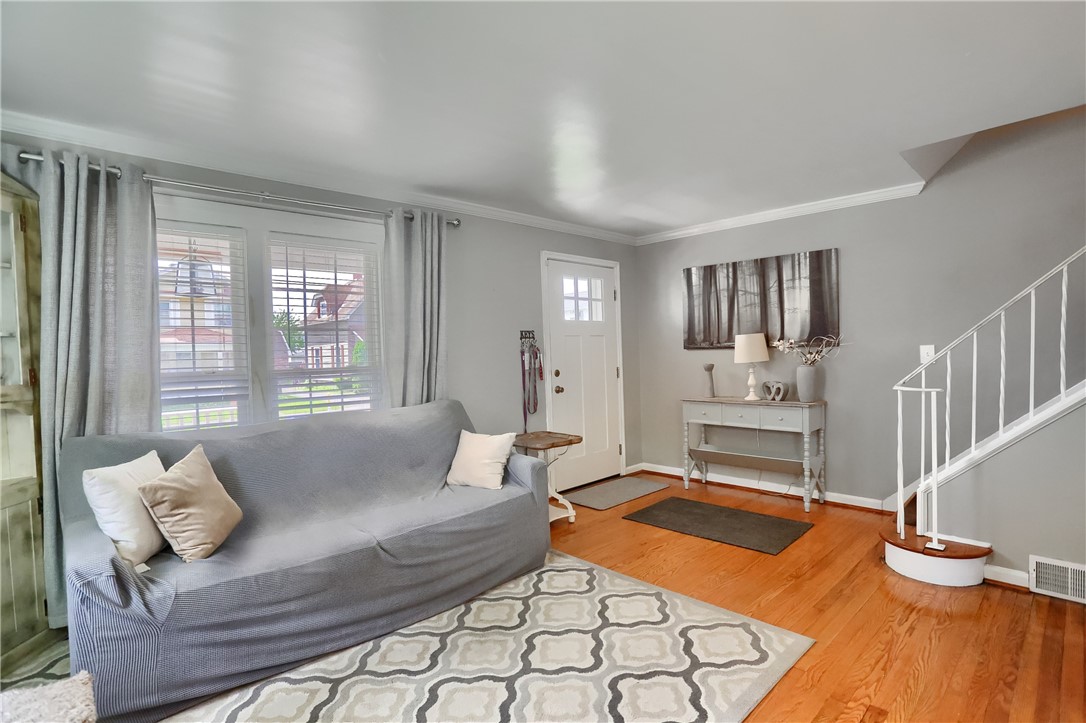 304 Petain St