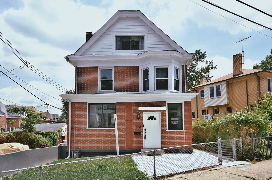 604 Chislett St
