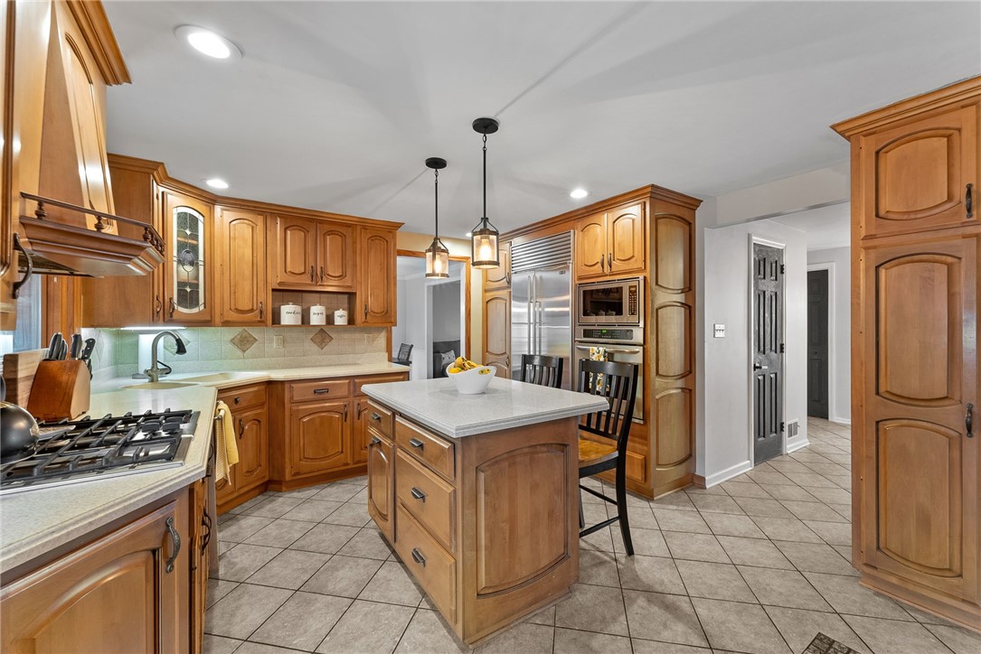 7104 Cresswyck Ct