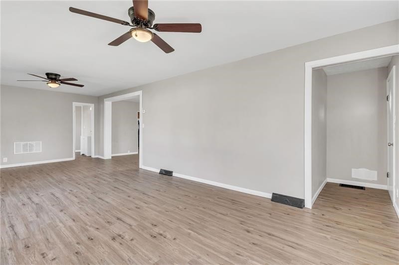 8 Argus St