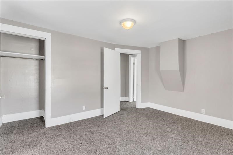 8 Argus St