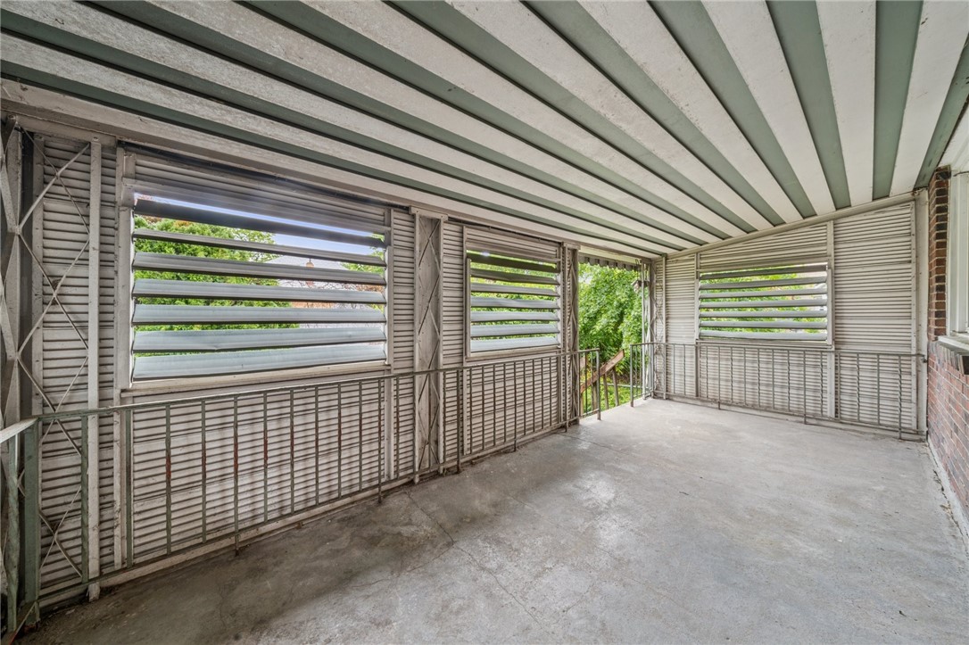 1124 Ridgeland Dr