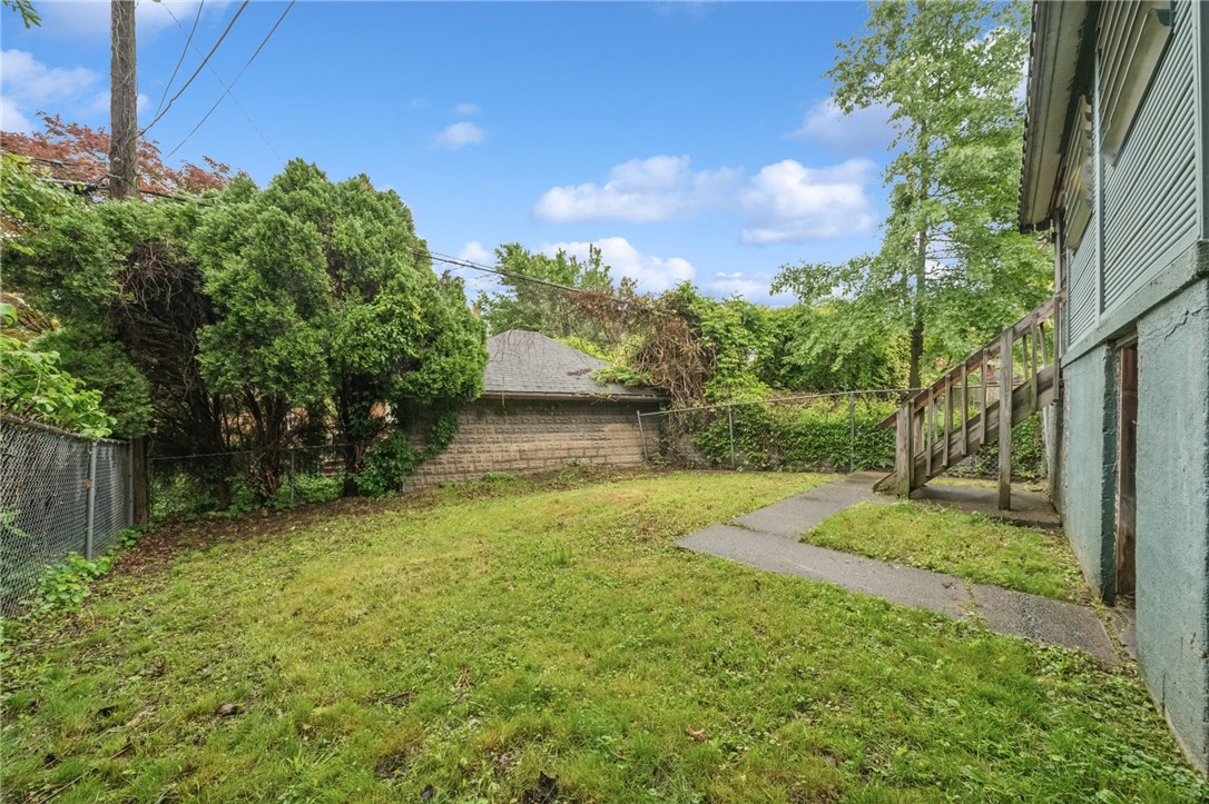 1124 Ridgeland Dr