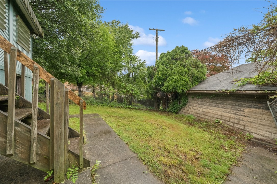 1124 Ridgeland Dr