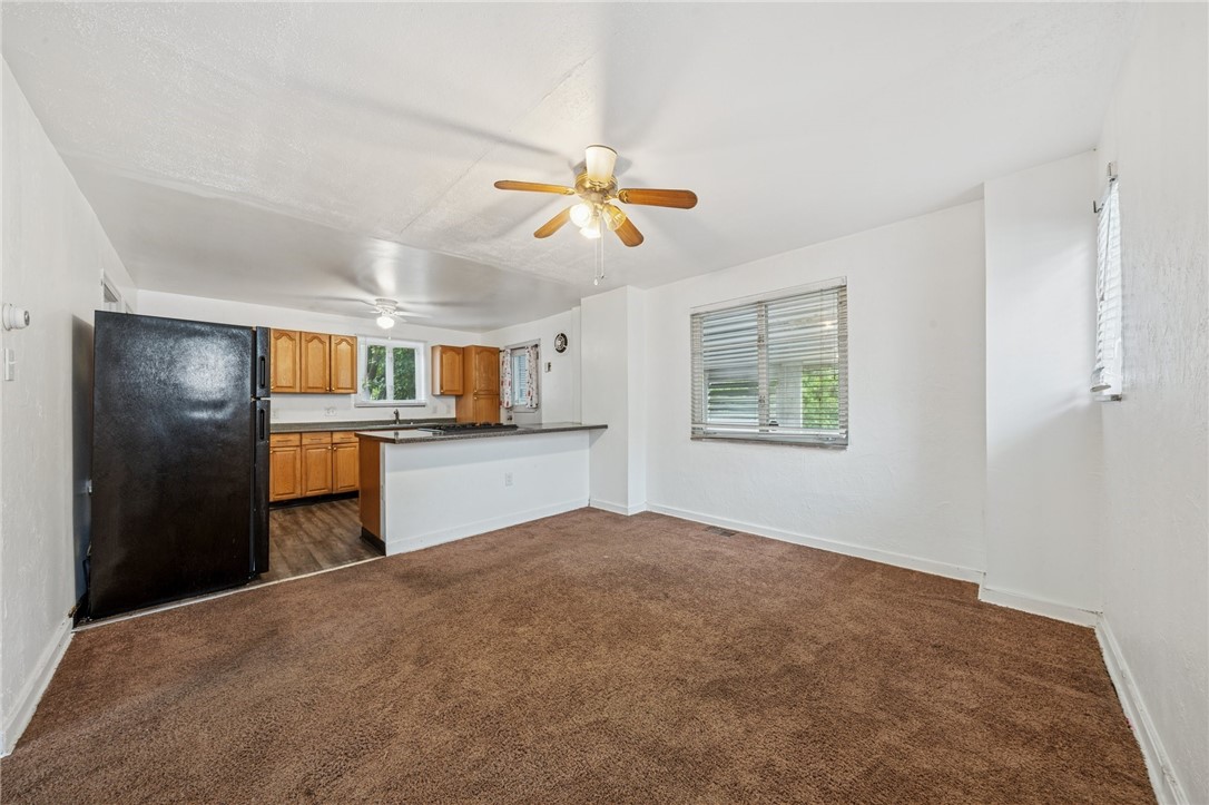1124 Ridgeland Dr