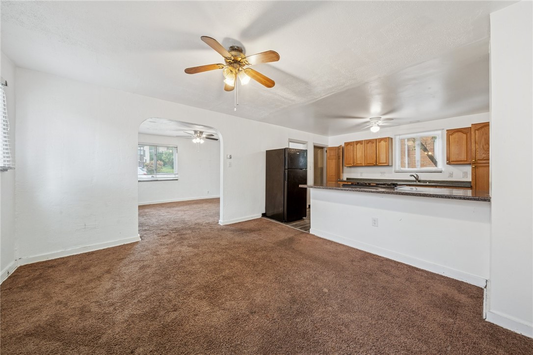1124 Ridgeland Dr