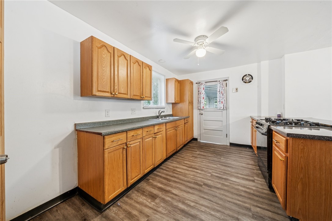 1124 Ridgeland Dr
