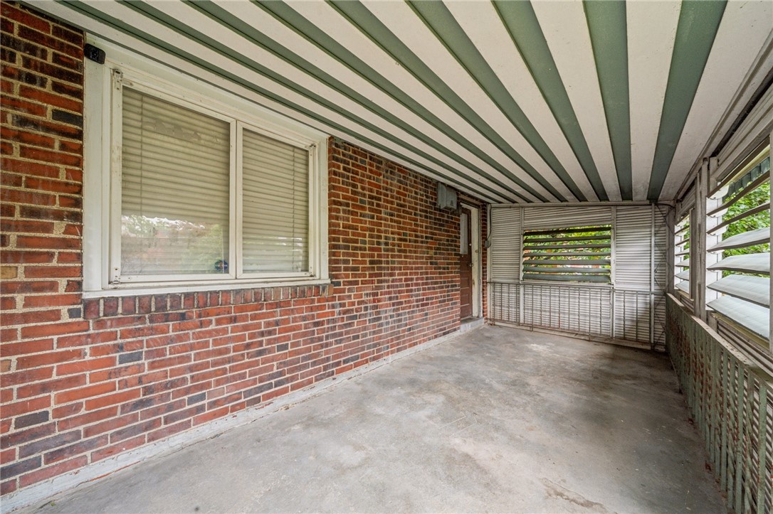 1124 Ridgeland Dr