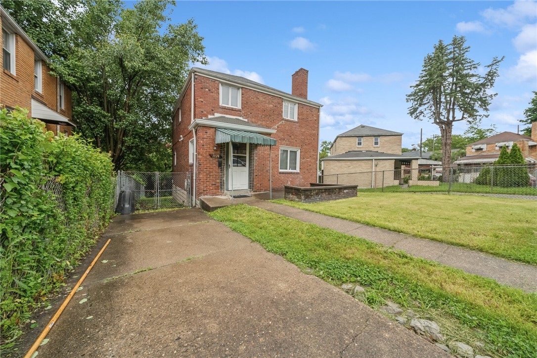1124 Ridgeland Dr