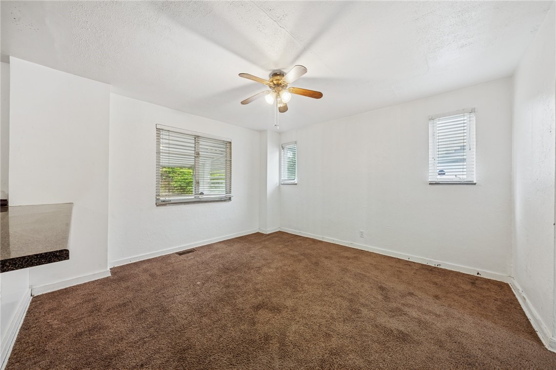 1124 Ridgeland Dr