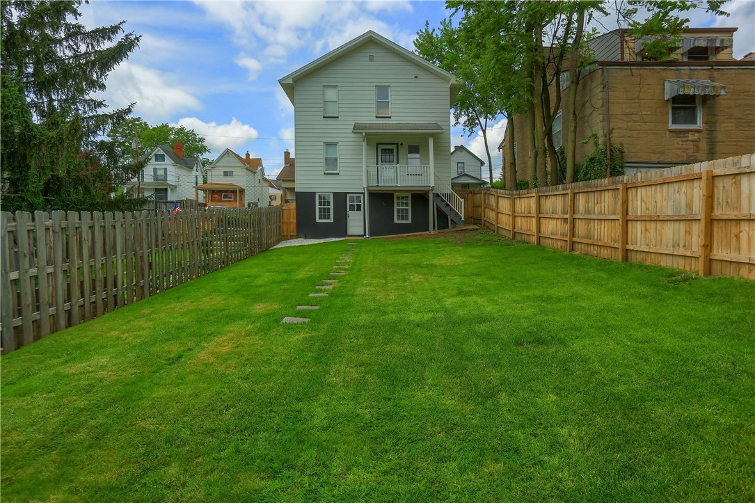 27 Laurel Ave