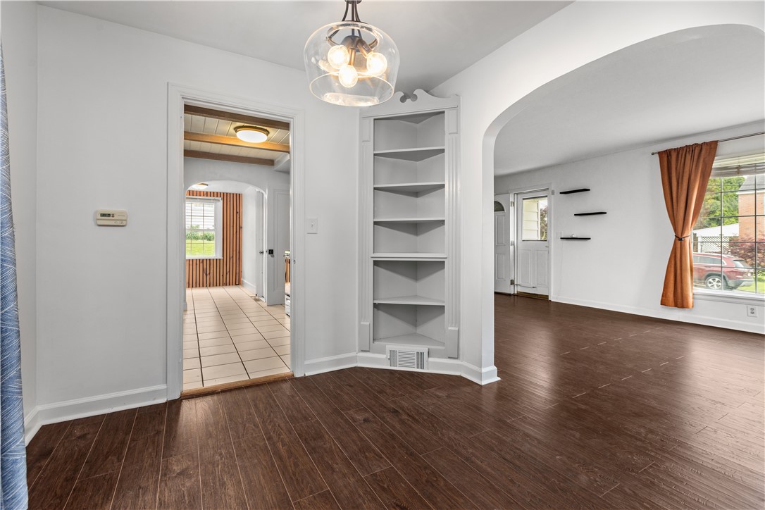 512 Pine Ave.