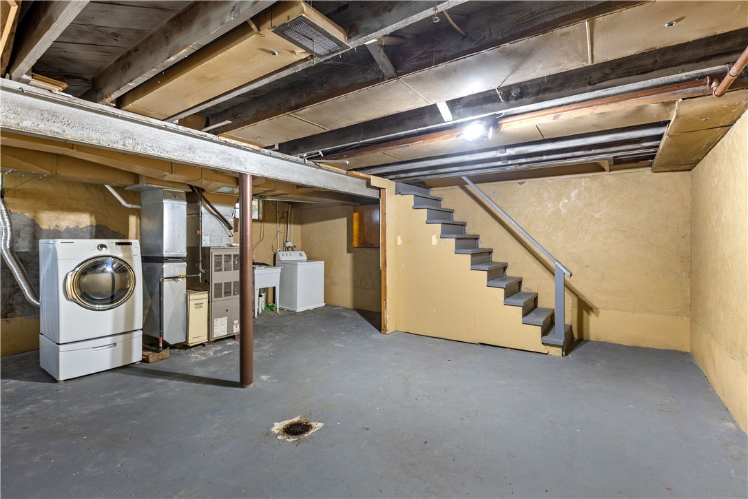 512 Pine Ave.