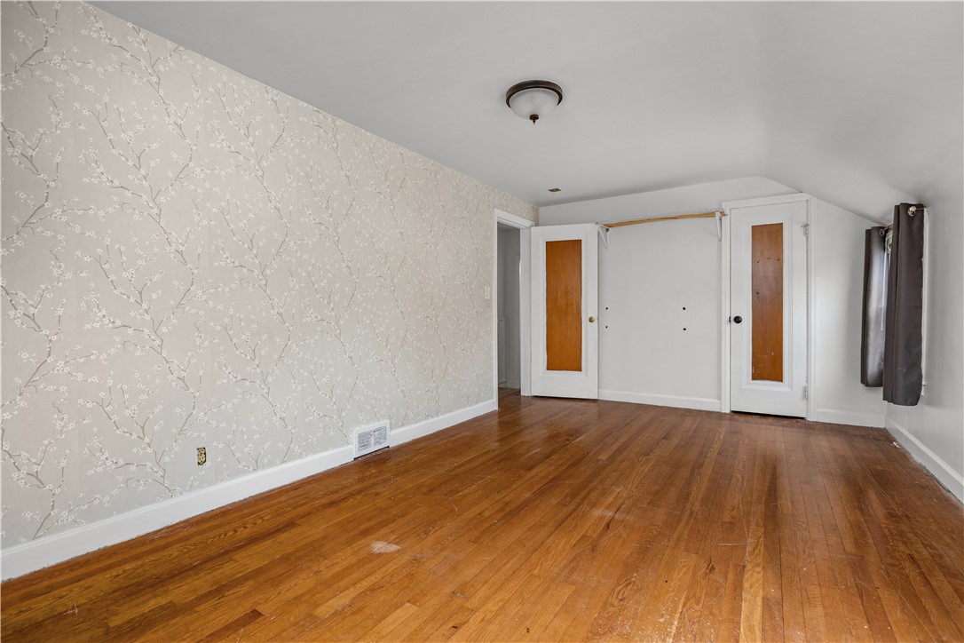 512 Pine Ave.