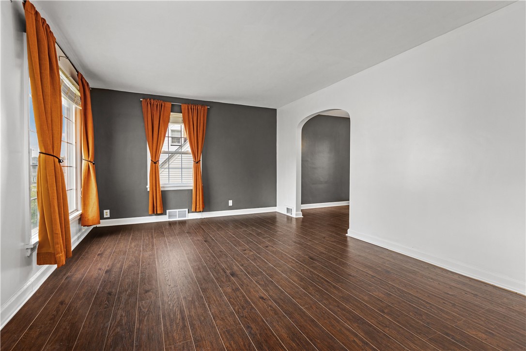 512 Pine Ave.