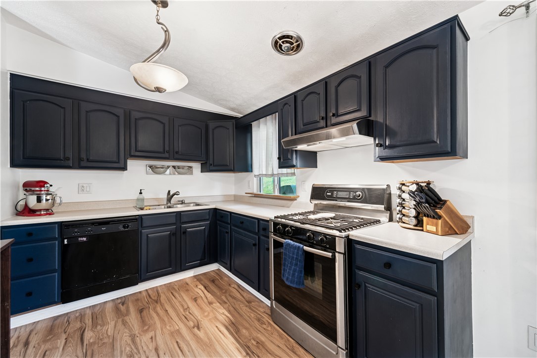 102 Castle Hill Rd