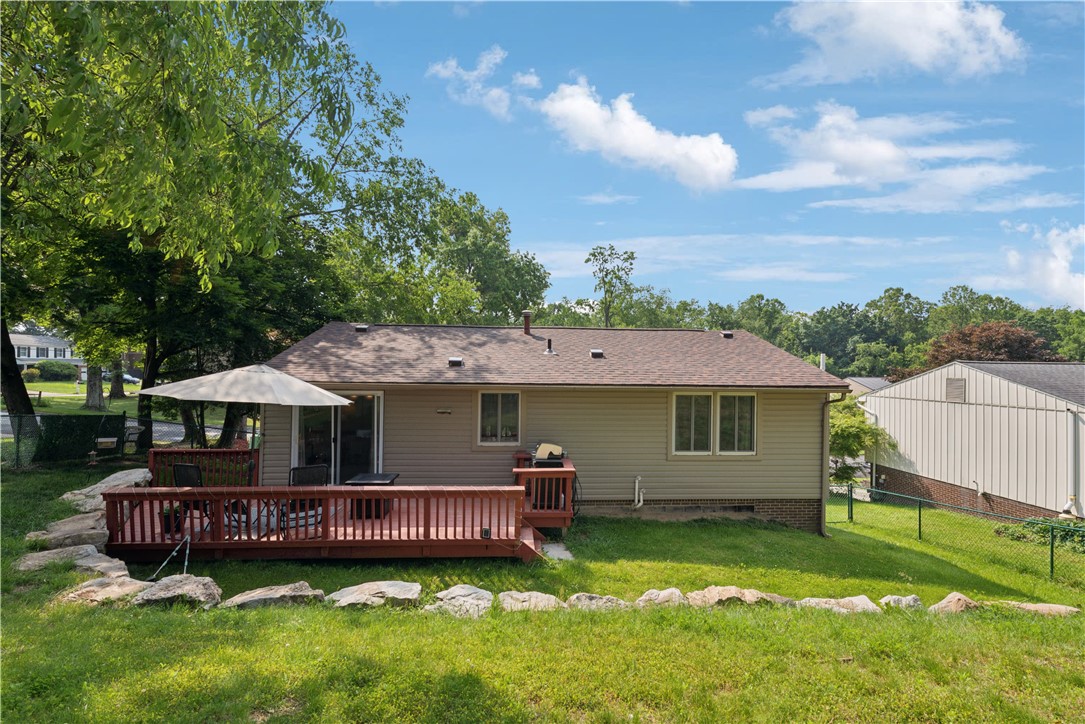 102 Castle Hill Rd