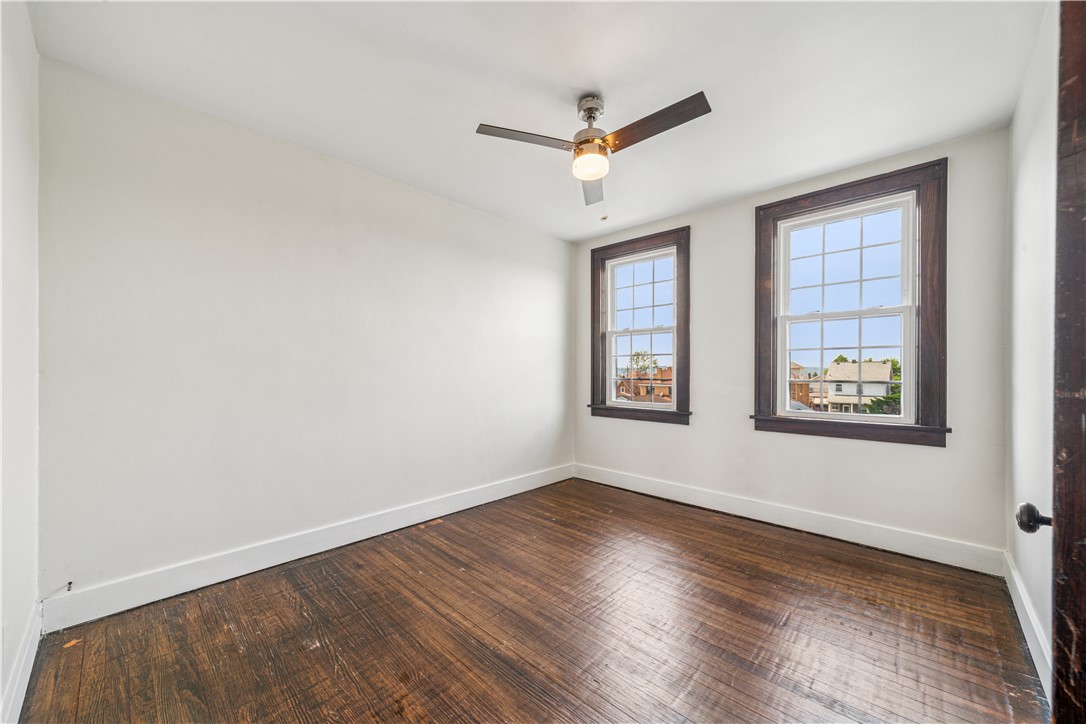 144 W Schwab Ave