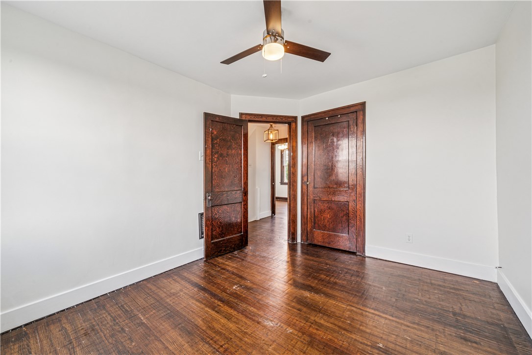 144 W Schwab Ave