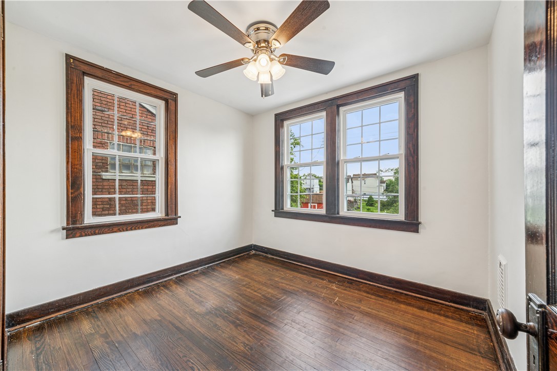 144 W Schwab Ave
