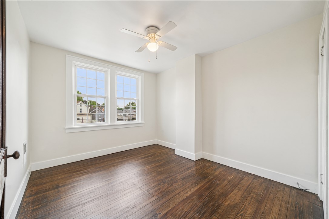 144 W Schwab Ave