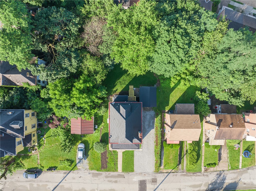 615 Cliff Ave
