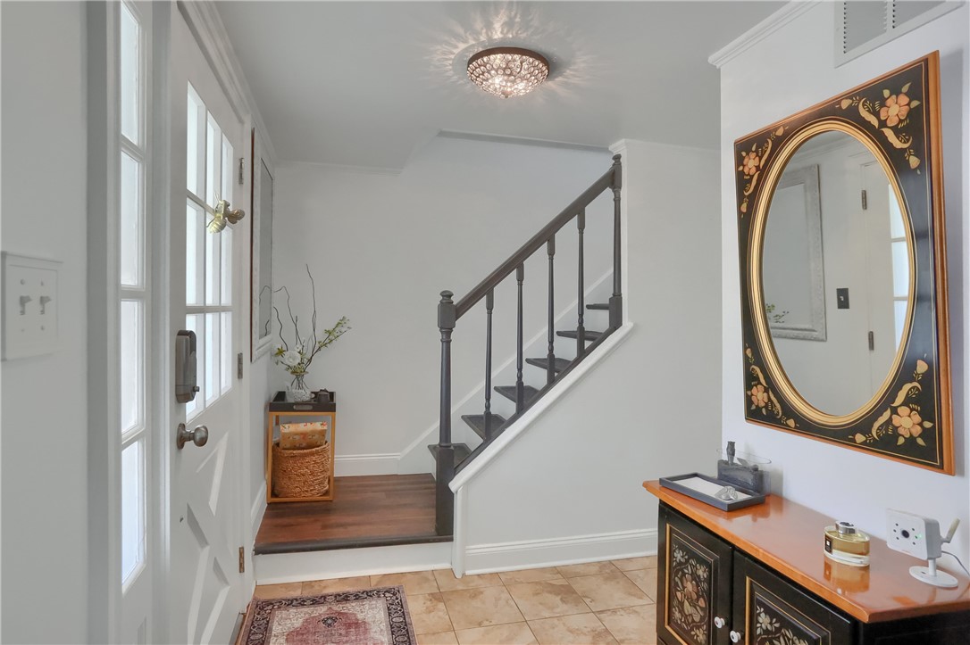83 Webster Ave