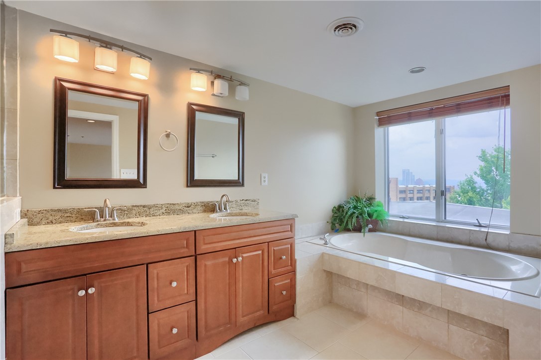 1105 Grandview Ave 1A