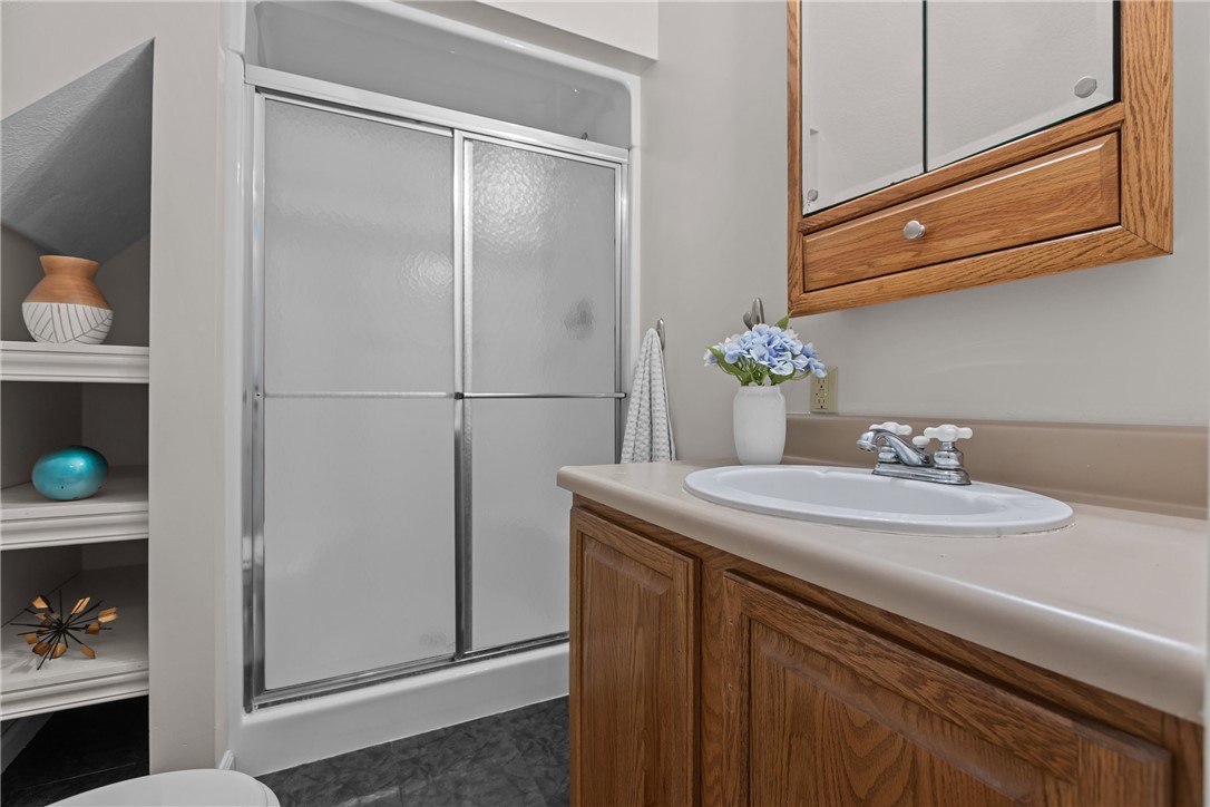 4 Pleasant Grove Dr