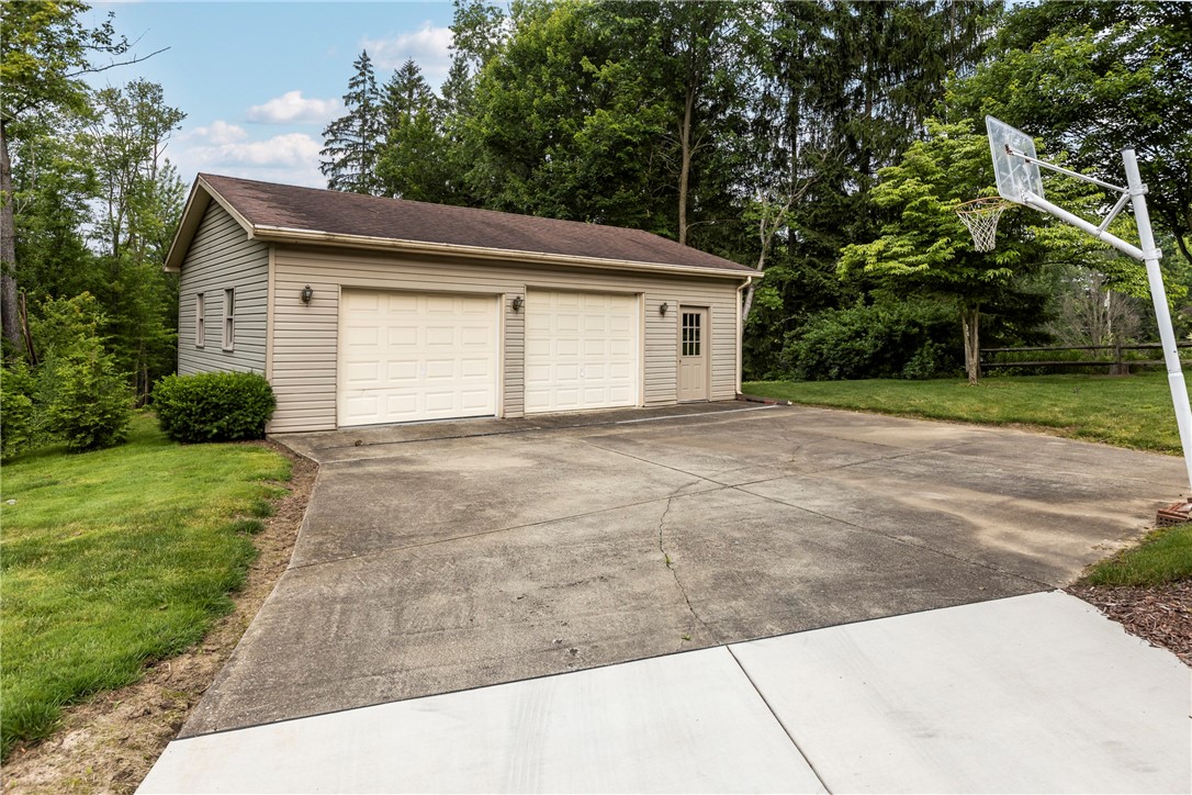 4 Pleasant Grove Dr