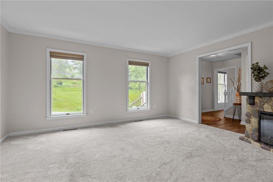 4 Pleasant Grove Dr