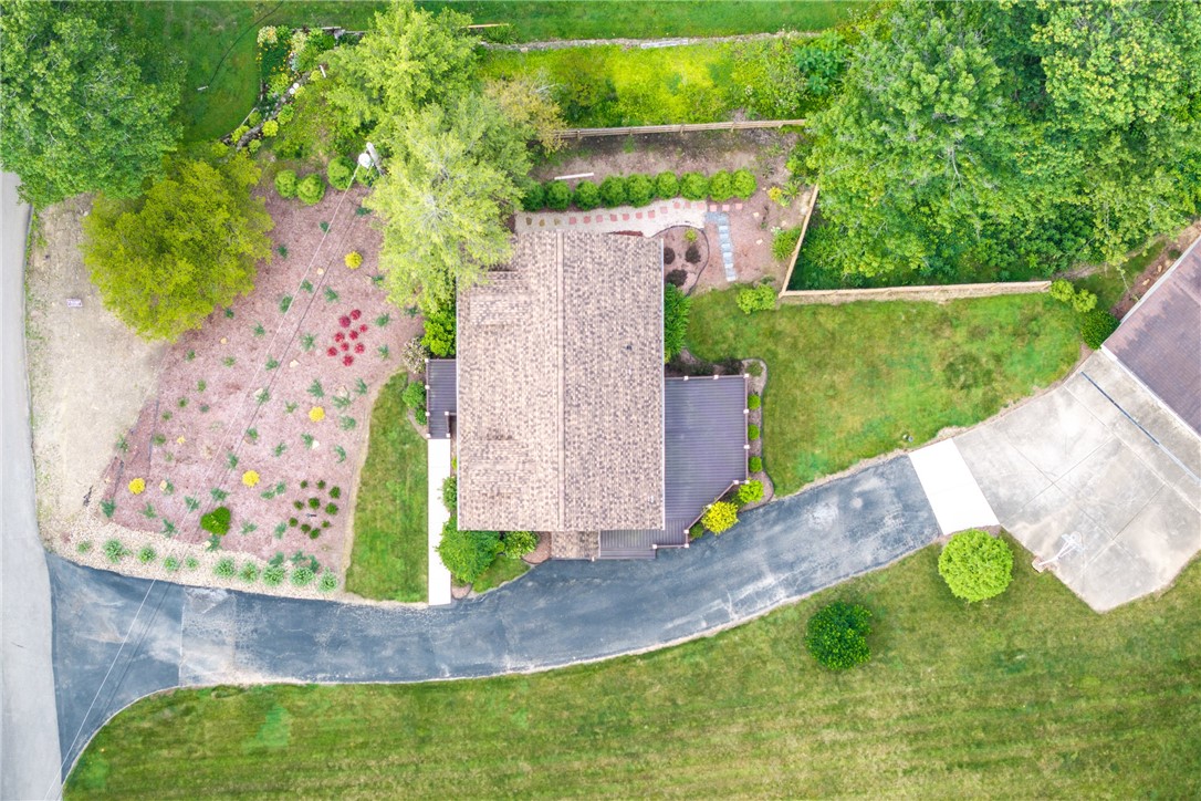 4 Pleasant Grove Dr