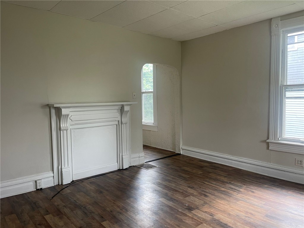 506 Waldo St